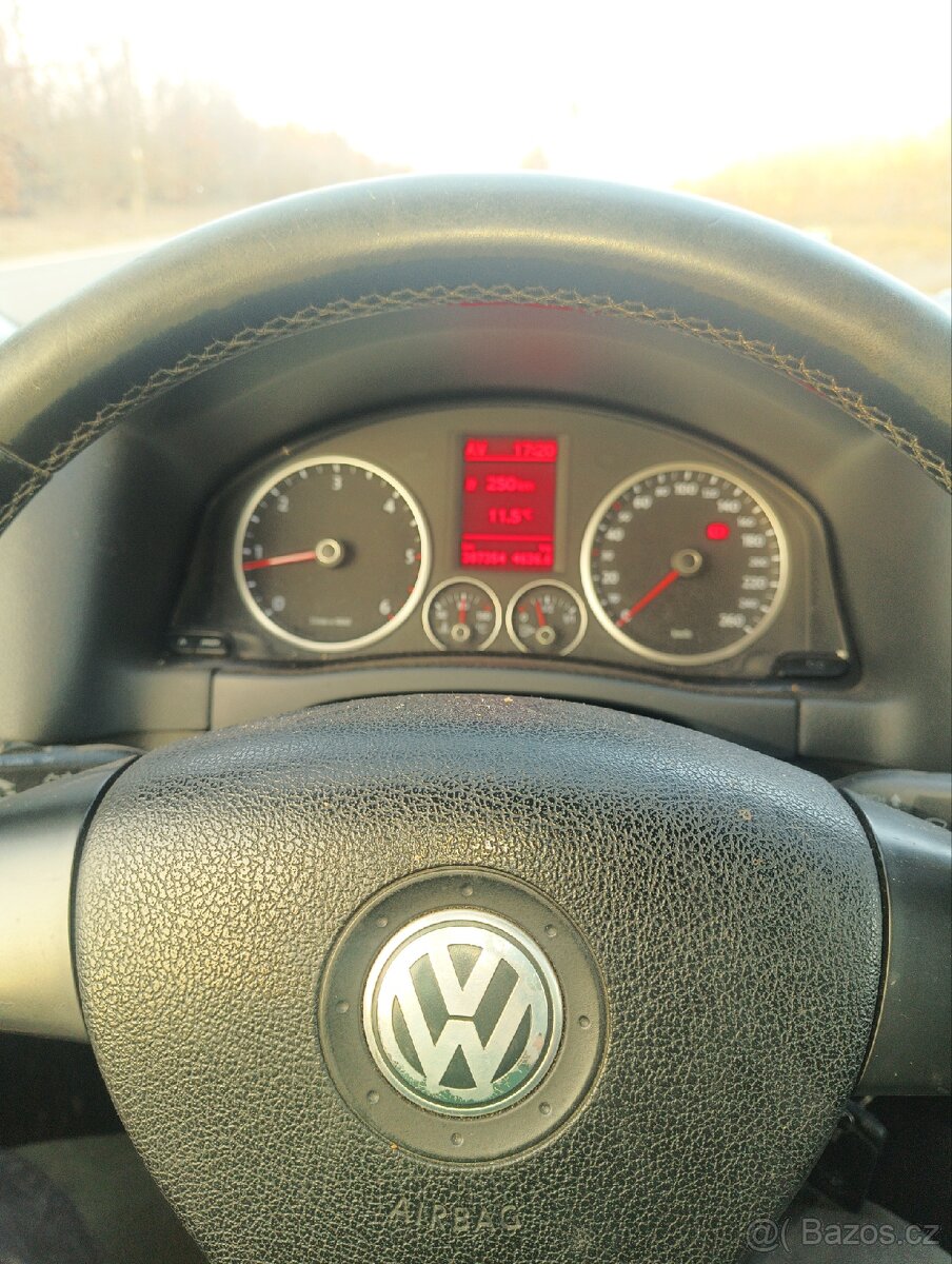 VW Tiguan 2.0 TDI 4x4 - 5