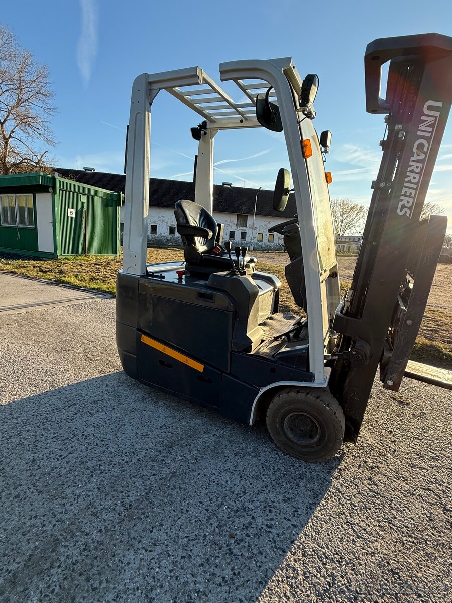 VZV Vysokozdvižný elektrický vozík Uniccarriers - Nissan 16 - 5