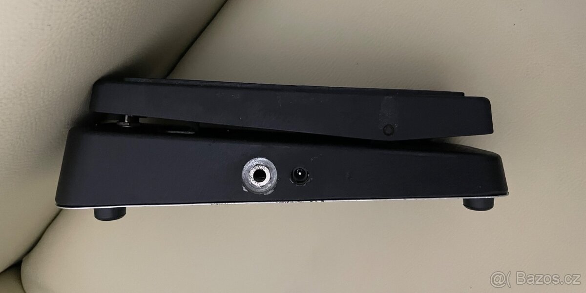 Dunlop EW-95V Mister Cry Baby - 5