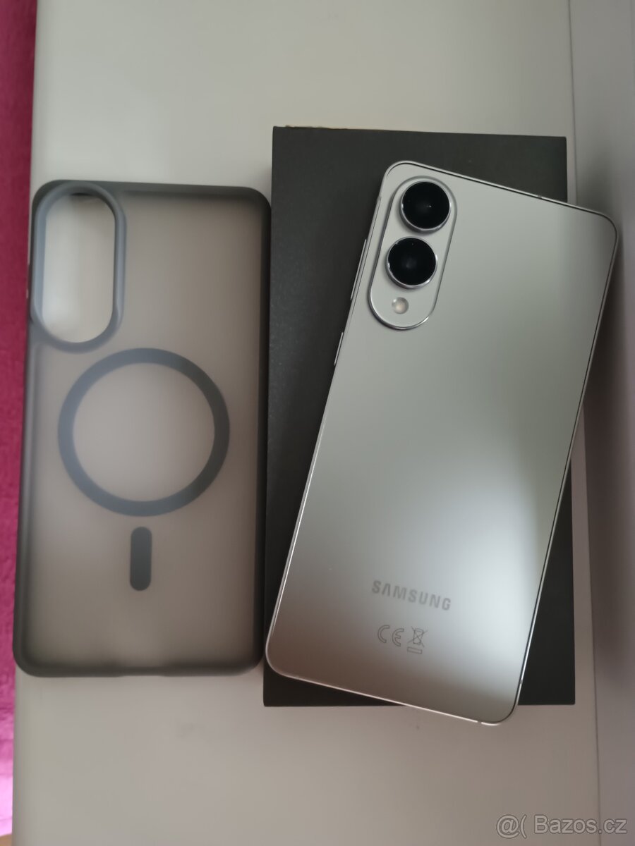 Galaxy s25 edge 256gb NOVÝ - 5