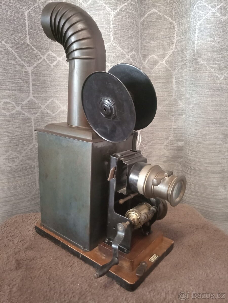 Starožitný projektor - 5