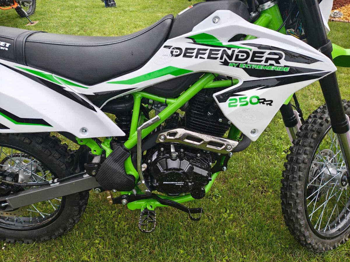 MiniRocket Mikilon Defender 250RR 19/16 zelená