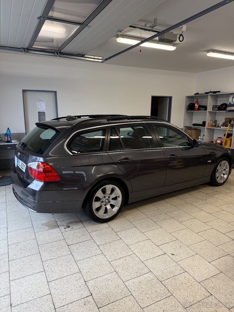 BMW e91 330i 200kw 197 000km - 5