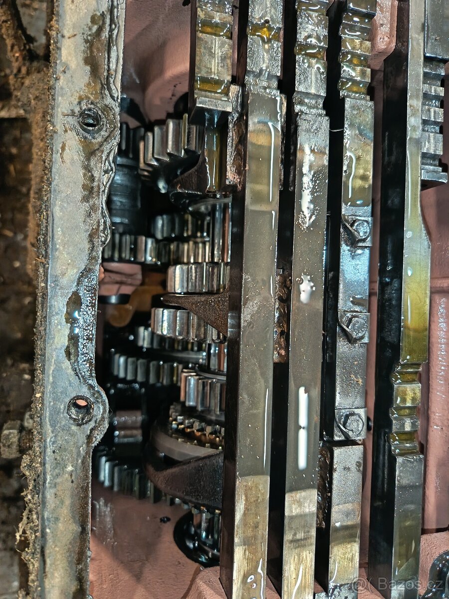 Podvozek Zetor 6718 - 5