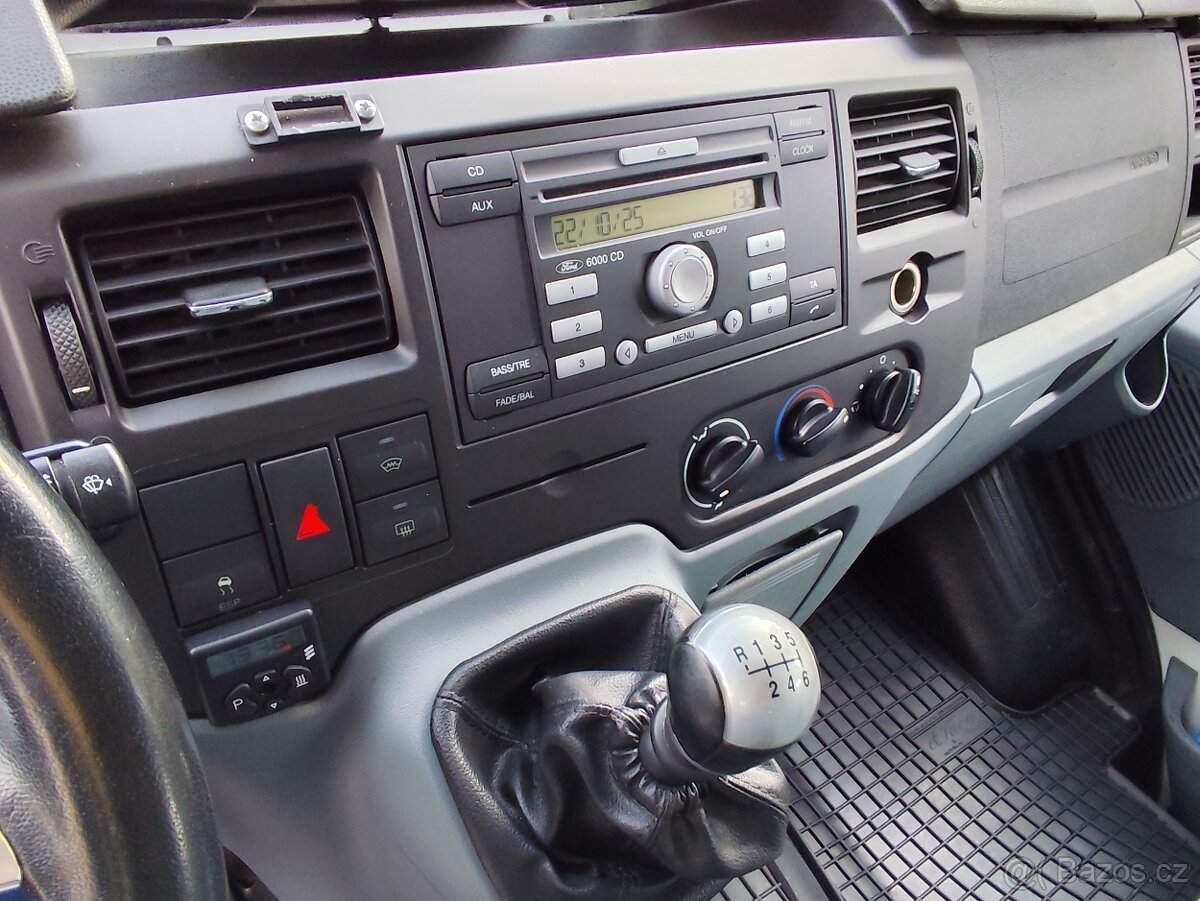 - rezervace - Ford Transit 2.2TDCi rok 2013 9.míst - 5