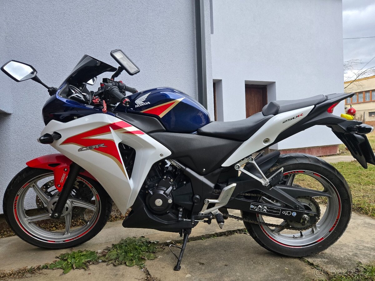 Honda CBR 250 R - 5