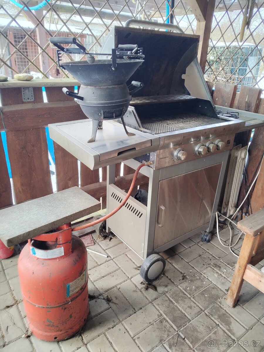 Nabízím k prodeji plynový gril - 5