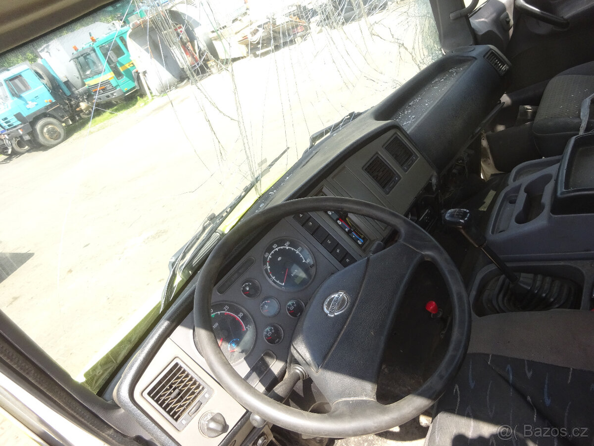 NISSAN ATLEON 918 KONTEJNER - 5