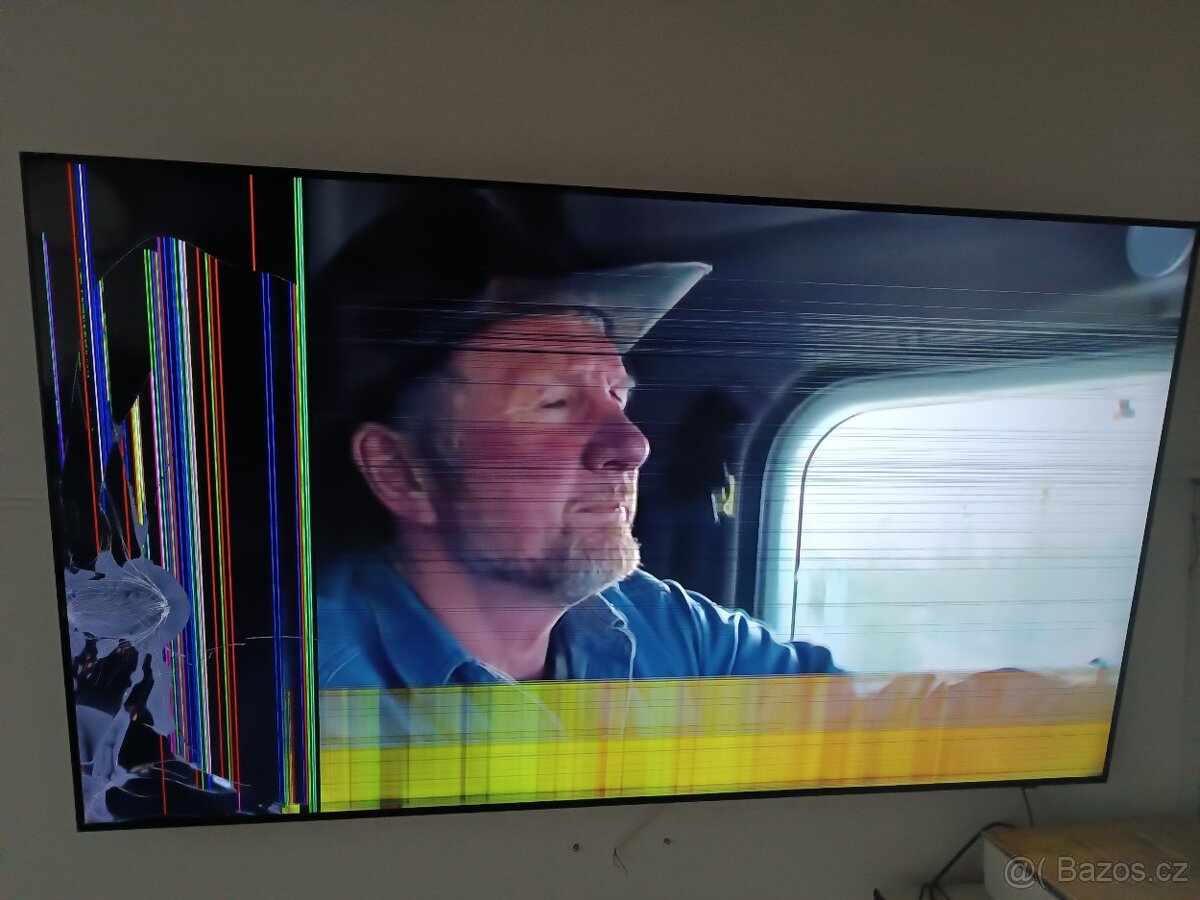 SAMSUNG CRYSTAL UHD 85´´ - 5