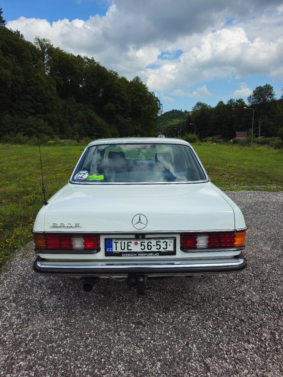 Mercedes Benz W123, 230E, piano - 5