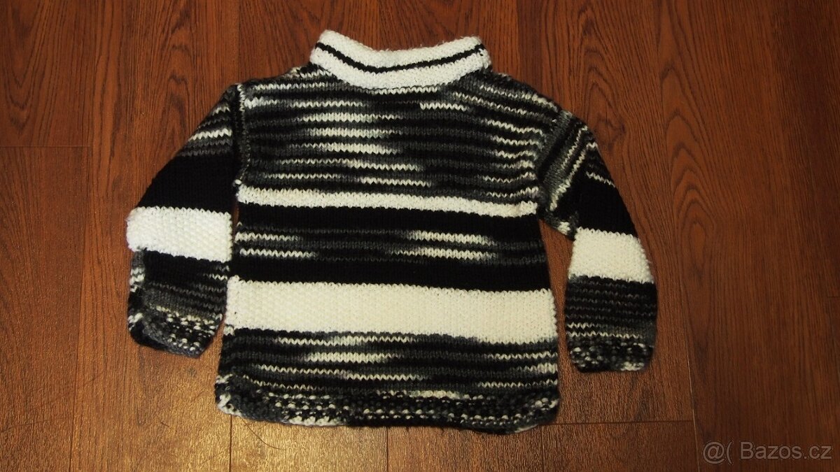 2x svetr vel.104 - 5
