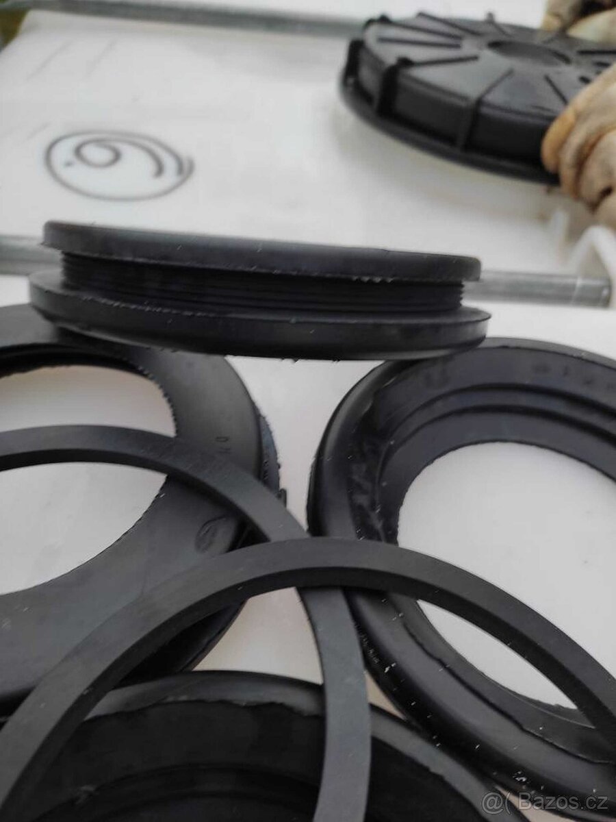 Těsnění, manžeta pro potrubí KG DN100/110mm PROSTĚJOV - 5