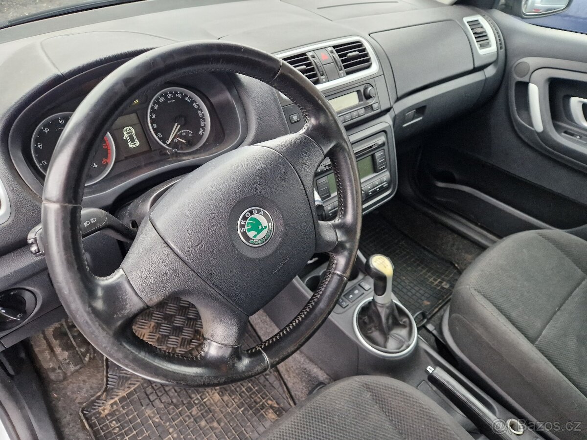 Škoda Fabia 1.4 16V benzin 63 kw - původ ČR - top výbava - 5