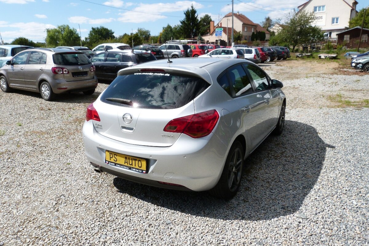 Opel Astra 1.4i Turbo 103 kw - 5