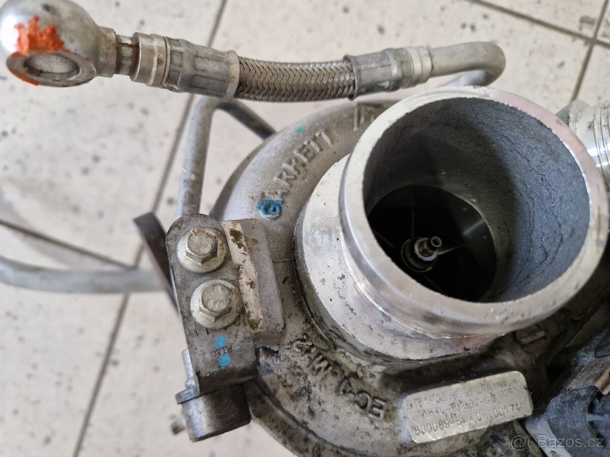 Range Rover 4.4 TDV8 pravé primární turbodmychadlo - 5