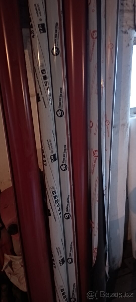 žlaby,svody,hřeíky - 5