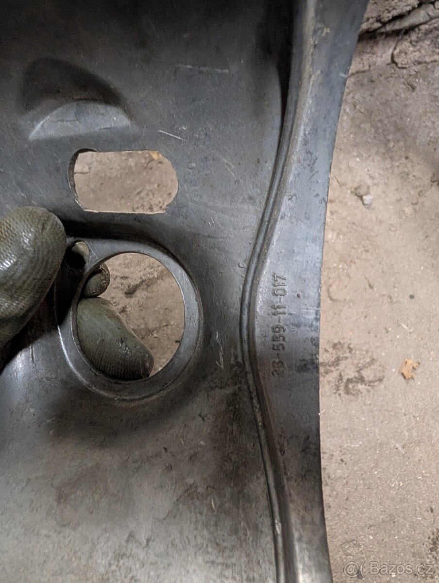 Kryt karburátoru jawa - 5