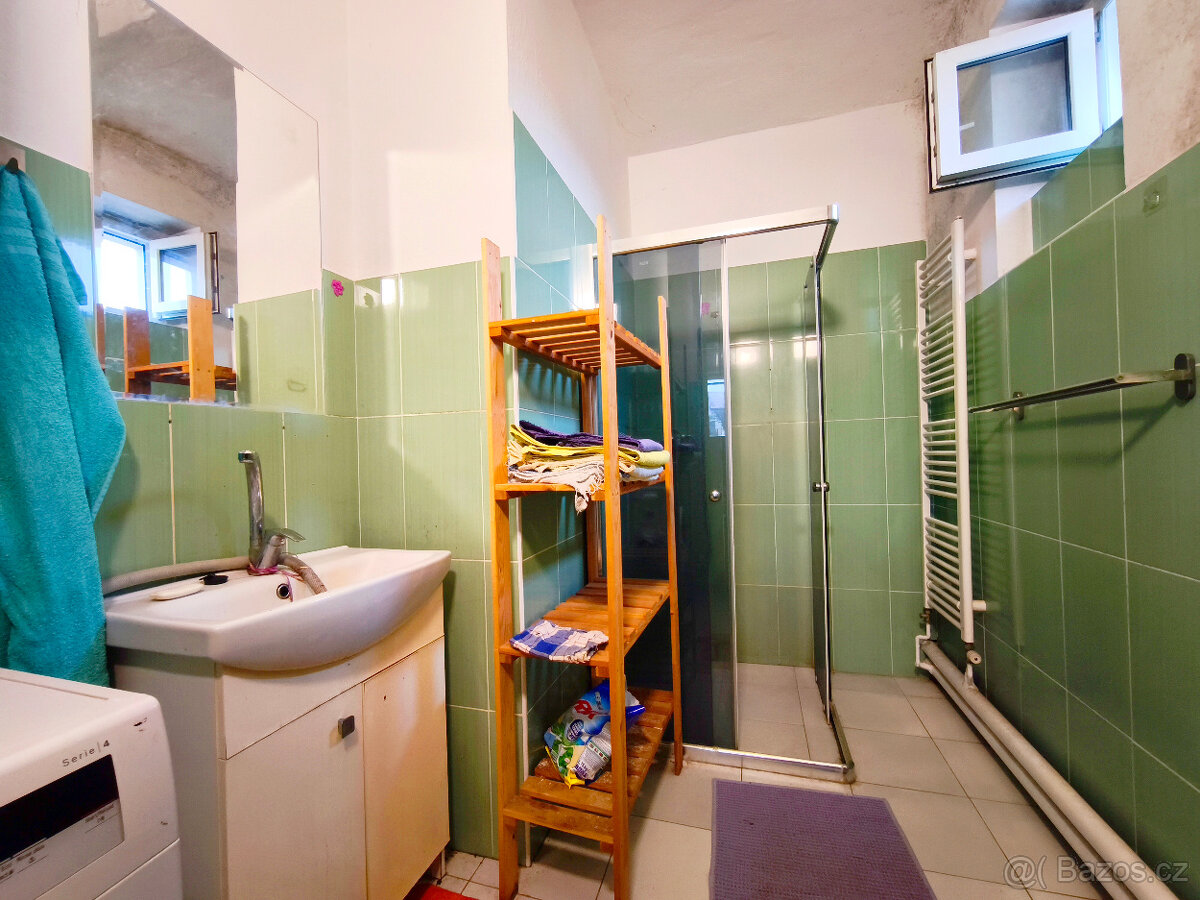 Rodinný dům k investici - 5