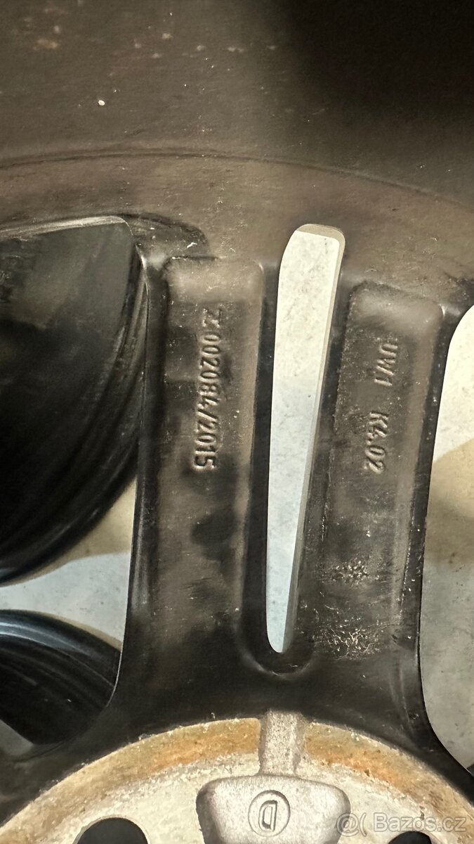 3x alu kola R 18 pro Volkswagen Tiguan (černá) - 5