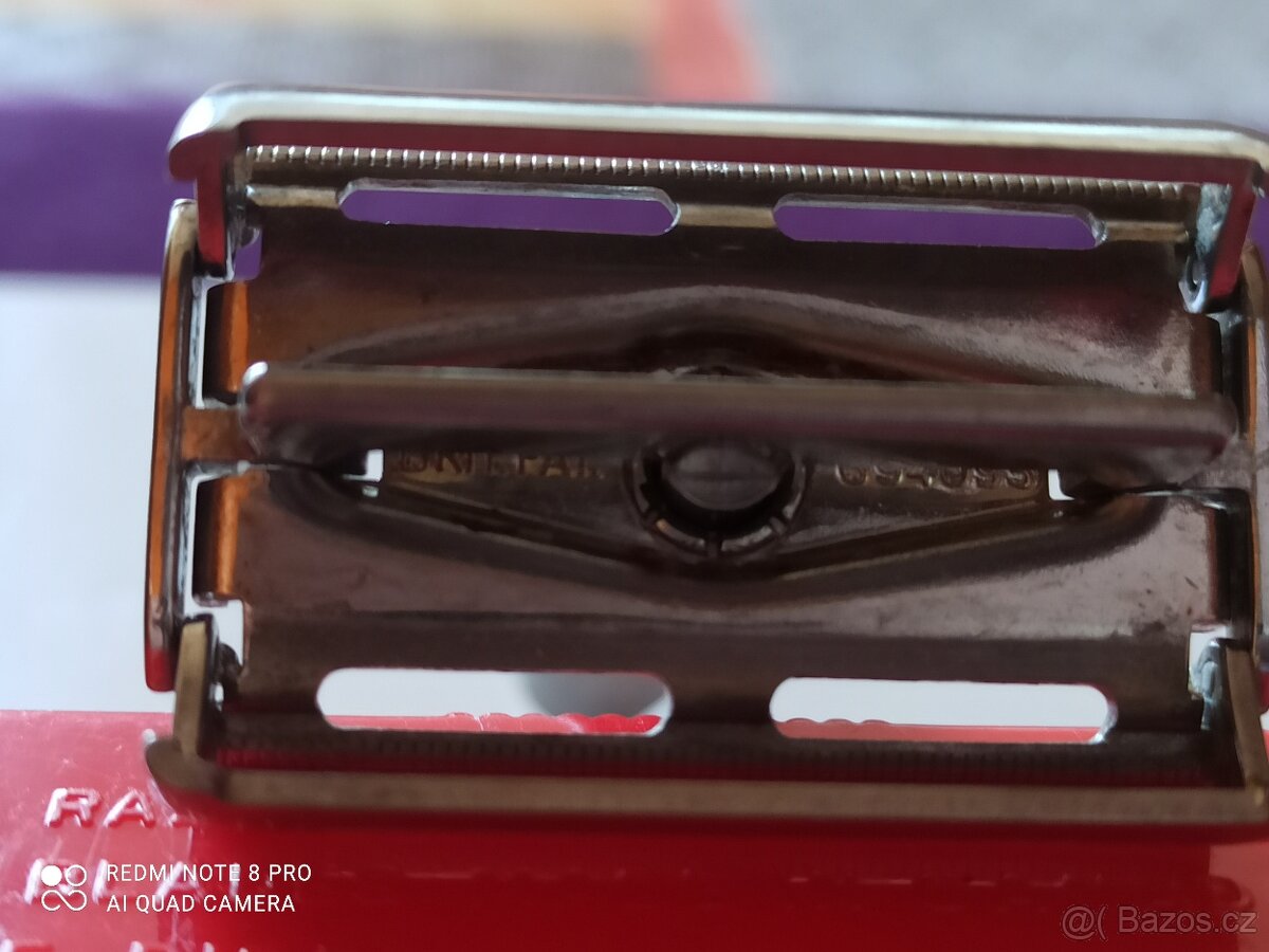 holicí strojek Gillette Rocket s krabičkou - 5