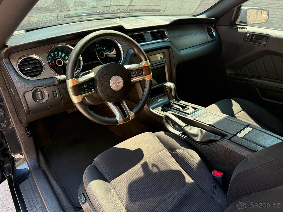 Ford Mustang 3.7 V6 2013 - 5