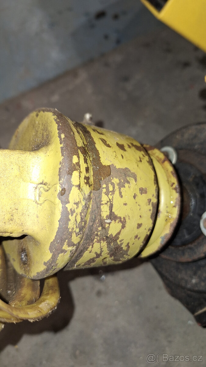 mulčovač 1300 Šálek - 5