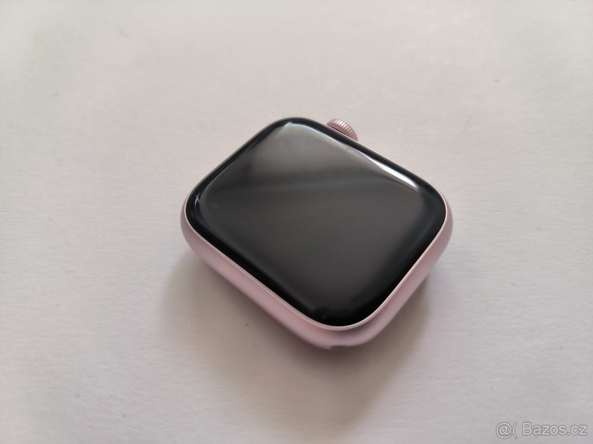 apple watch 9 45mm Pink / Batéria 90% - 5