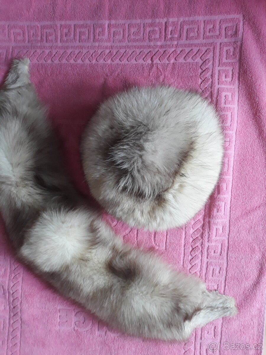 Kožešinové čepice a límce - 5