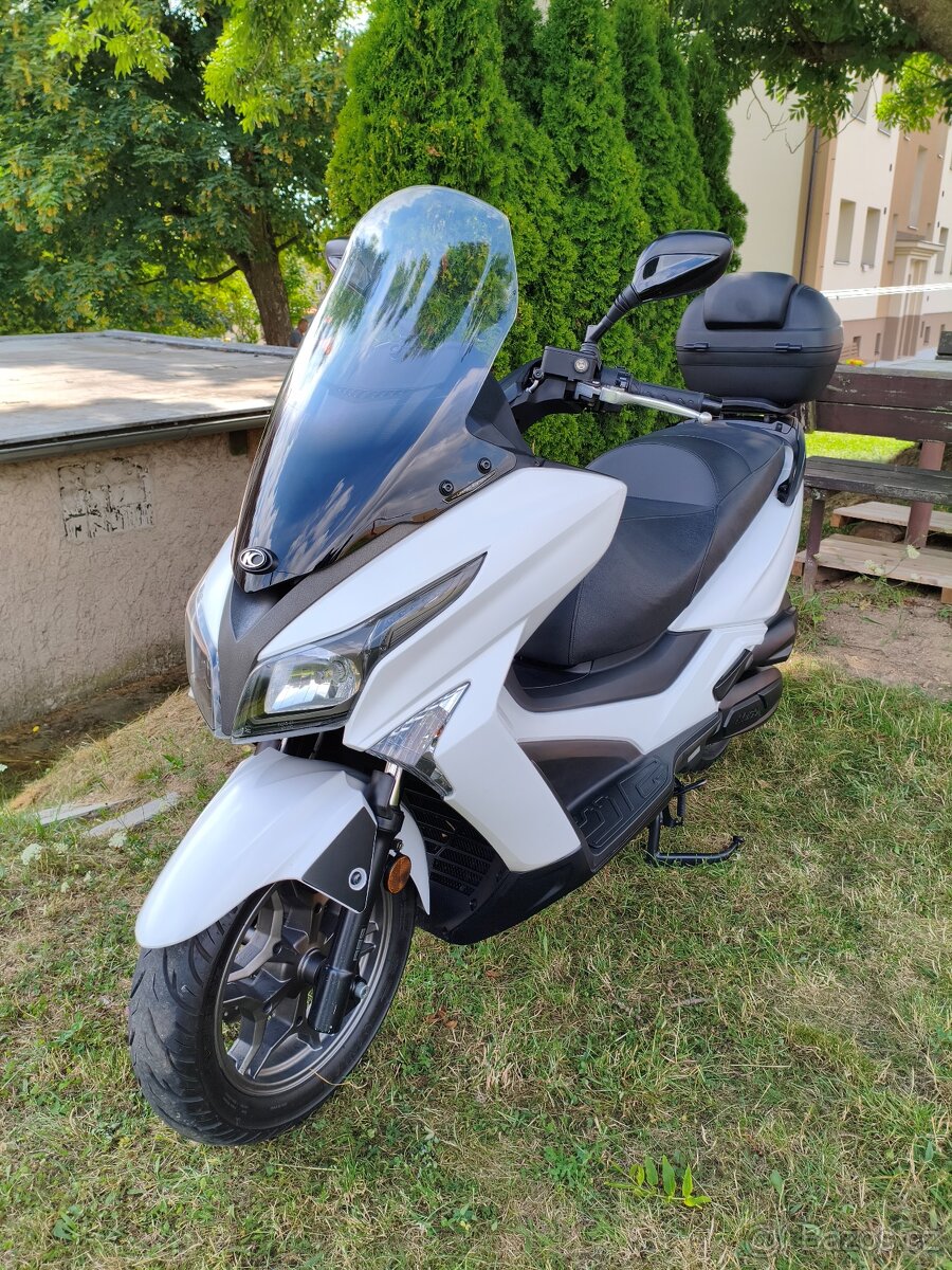Kymco X-town 125i ABS CZ TP - 5