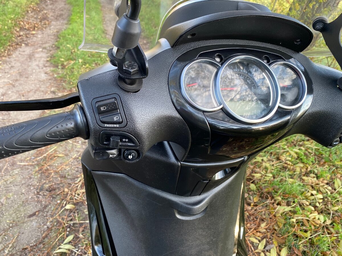 Piaggio Beverly 300 (2016) - 5