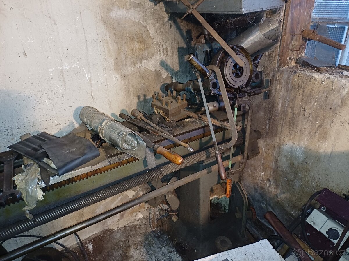 Starý soustruh na kov - 5
