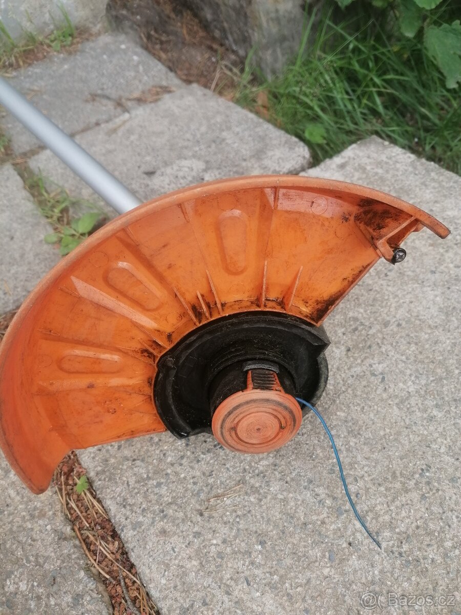 Sekačka/vyžínač - bateriový Worx - 5
