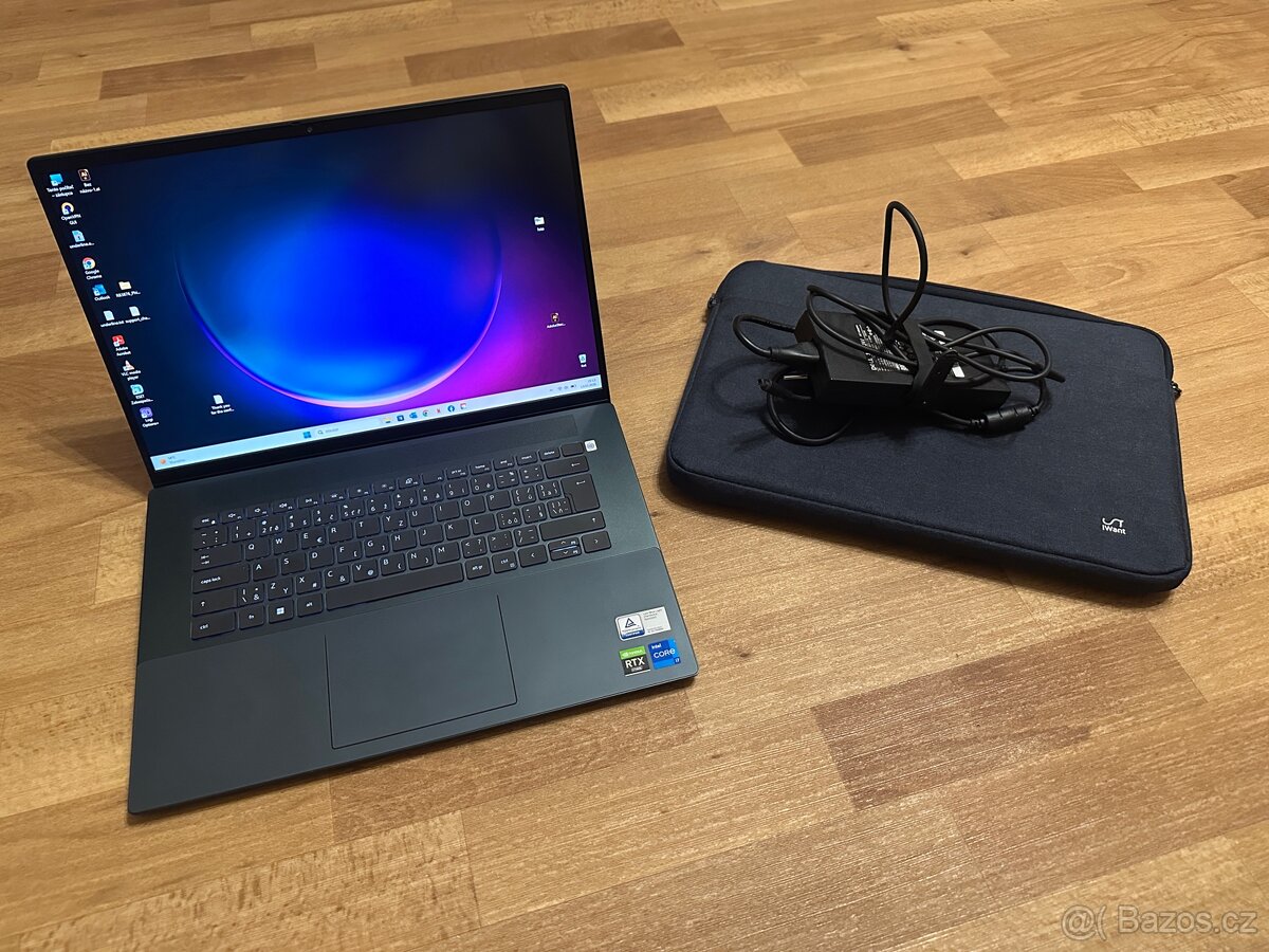 Dell Inspiron 16 Plus 7620, Intel Core i7, NVIDIA - 5
