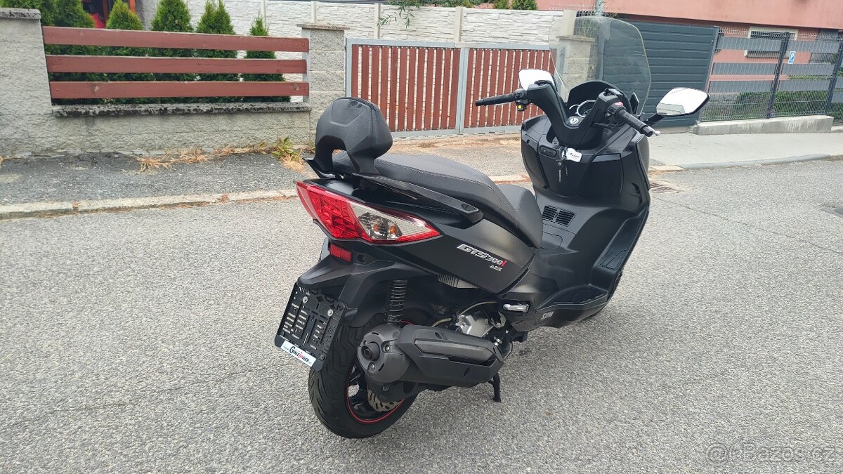 SYM GTS 300 i ABS - 5