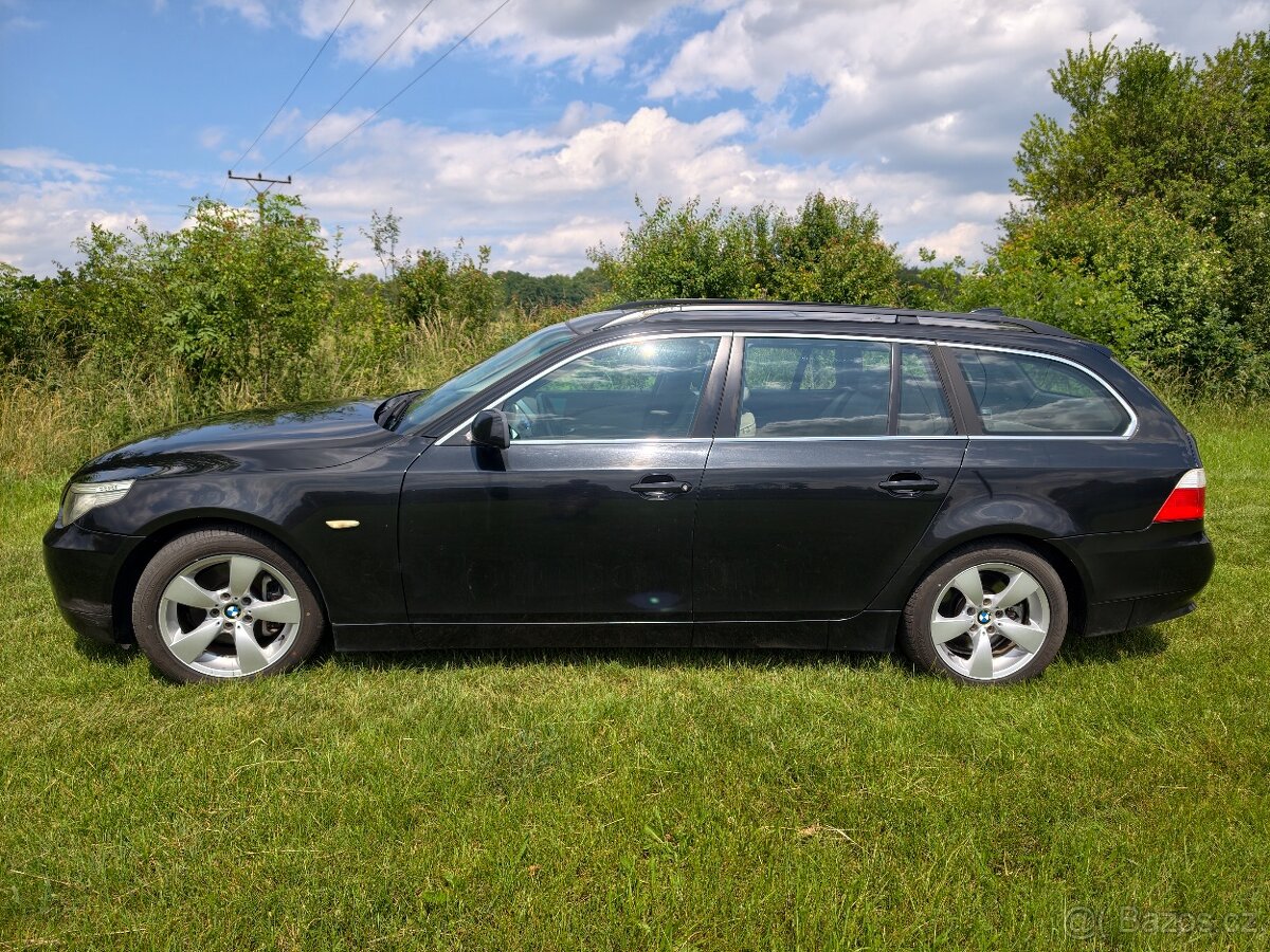 Prodám BMW E61 530d 160kW manuál r.v. 2004 - 5