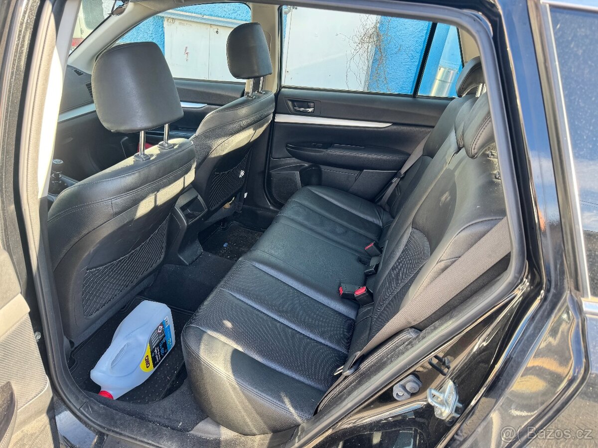 Subaru Outback 2011 - 5