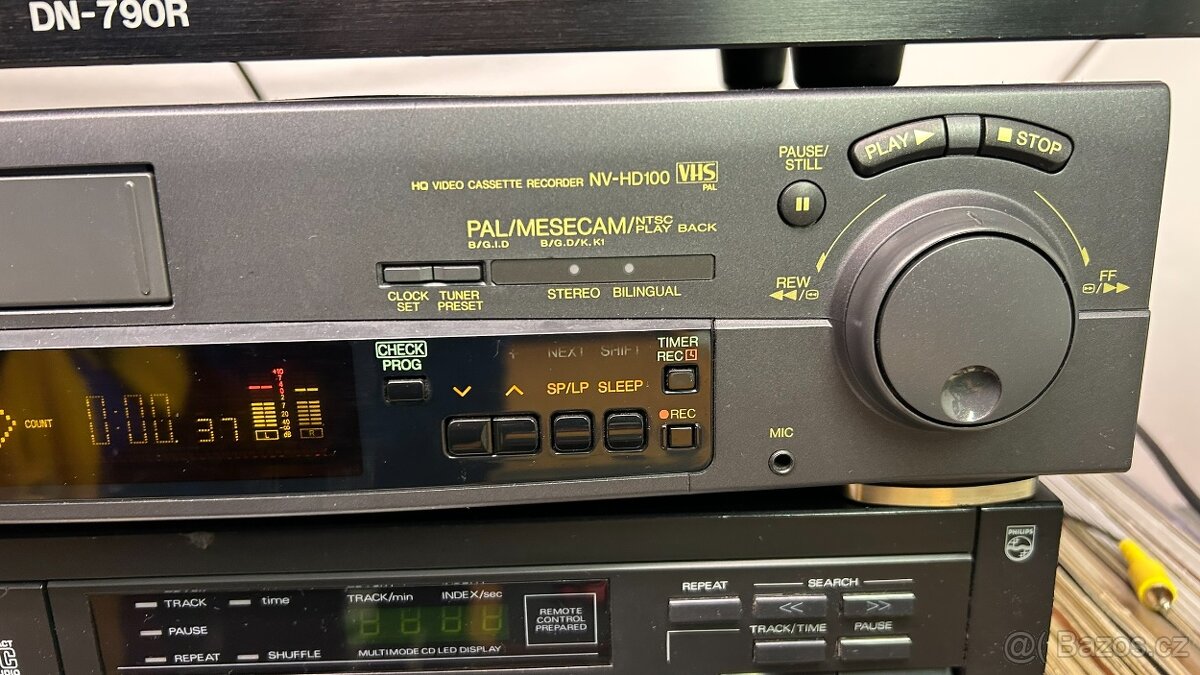 Panasonic NV-HD100 HiFi Stereo, vysoký model + ovladač - 5