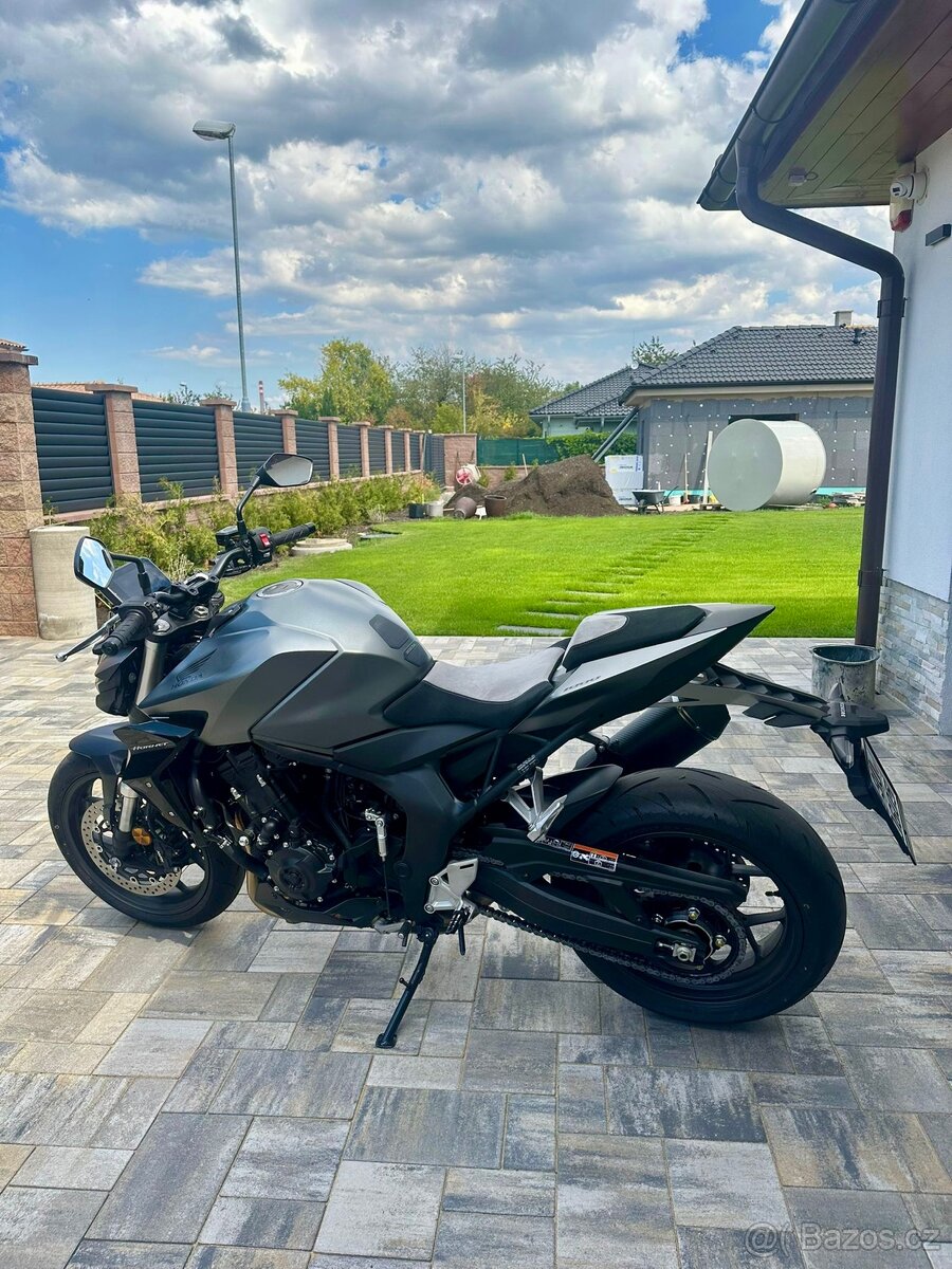 Honda 1000 hornet - 5