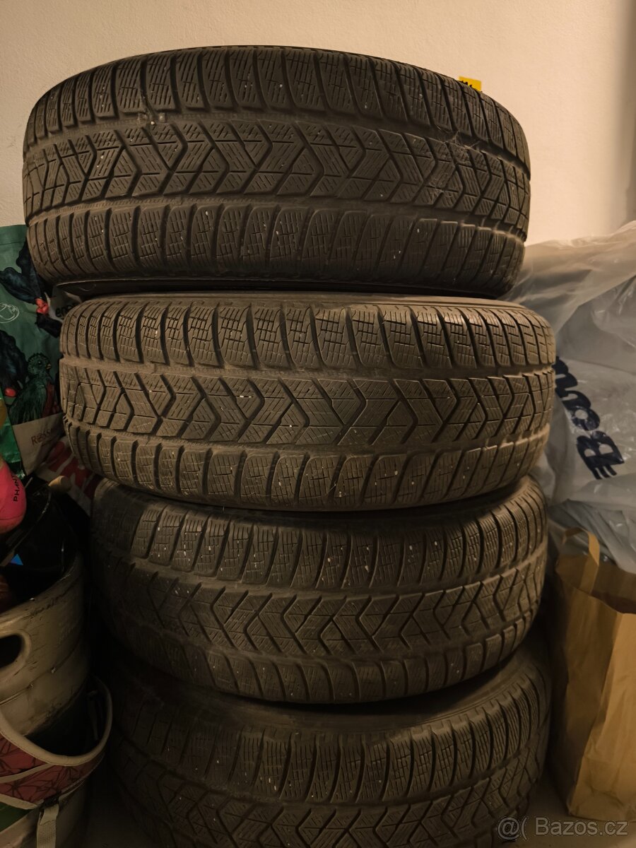 Alu kola Audi 235/65 R17 - 5
