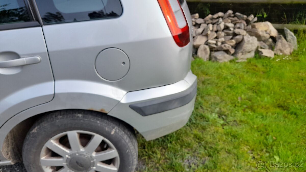 Ford Fusion 1,4i - 5