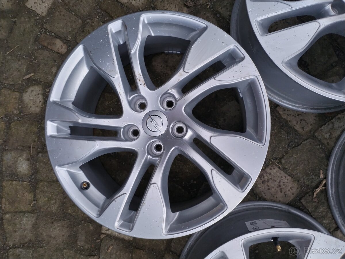 OPEL INSIGNIA original disky 5x115 R18 - 5