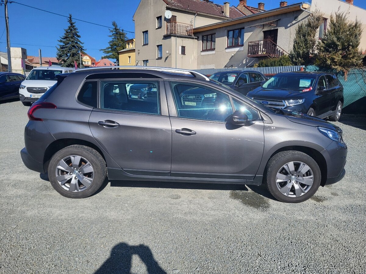 PEUGEOT 2008 ACTIVE 1.2 PureTech 110k AUTOMAT - ČR - 1.majit - 5