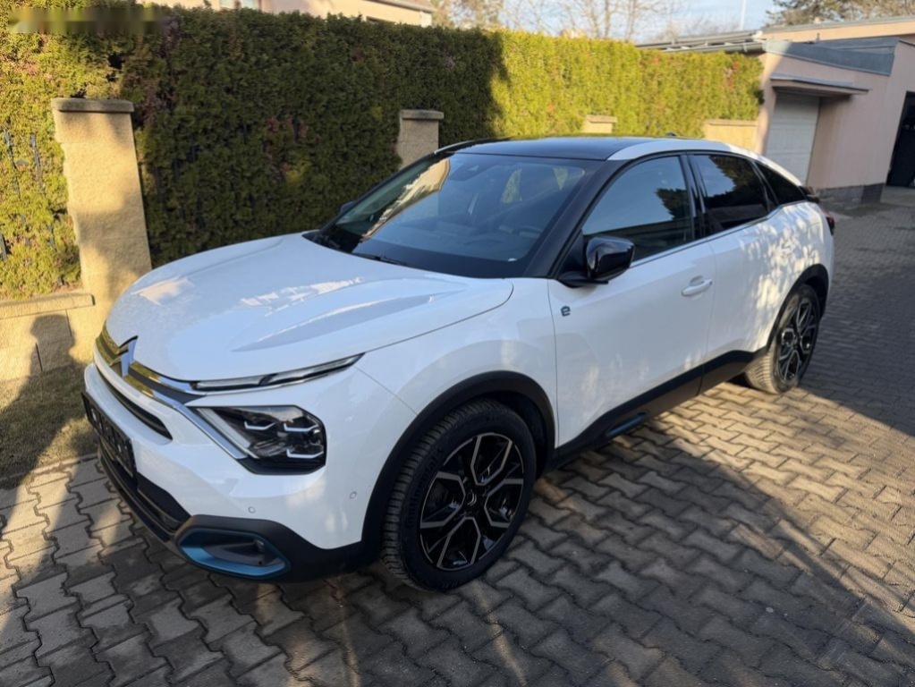 Citroën ë-C4,SHINE-MAX VÝBAVA-PANORAMA- - 5