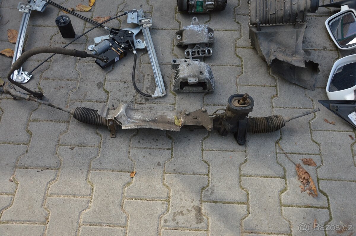 Řízení ABS zrcátko alternátor váha poloosa Octavia I TDI - 5