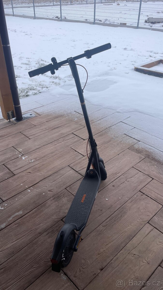 Elektronická koloběžka Segway ninebot - 5