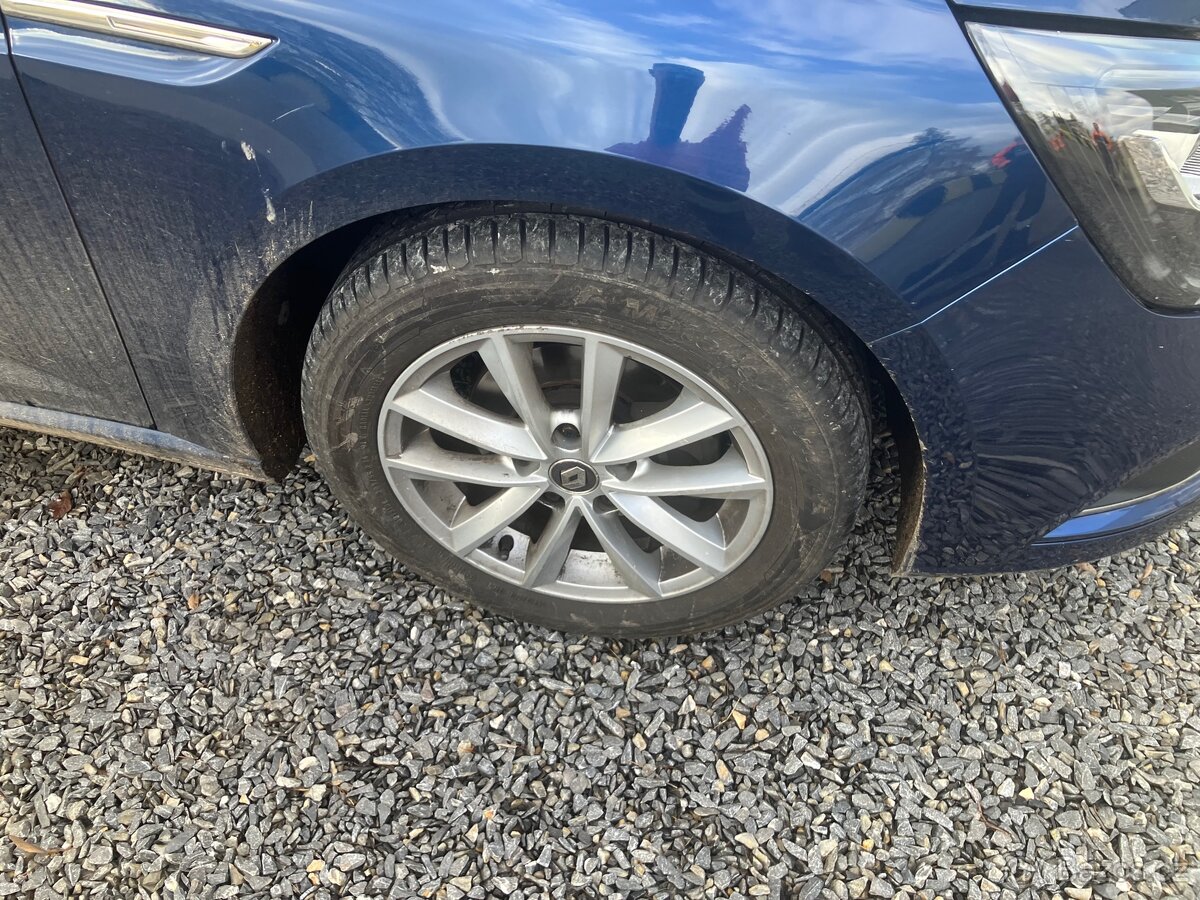 Renault Megane 1.3 TCe - 5