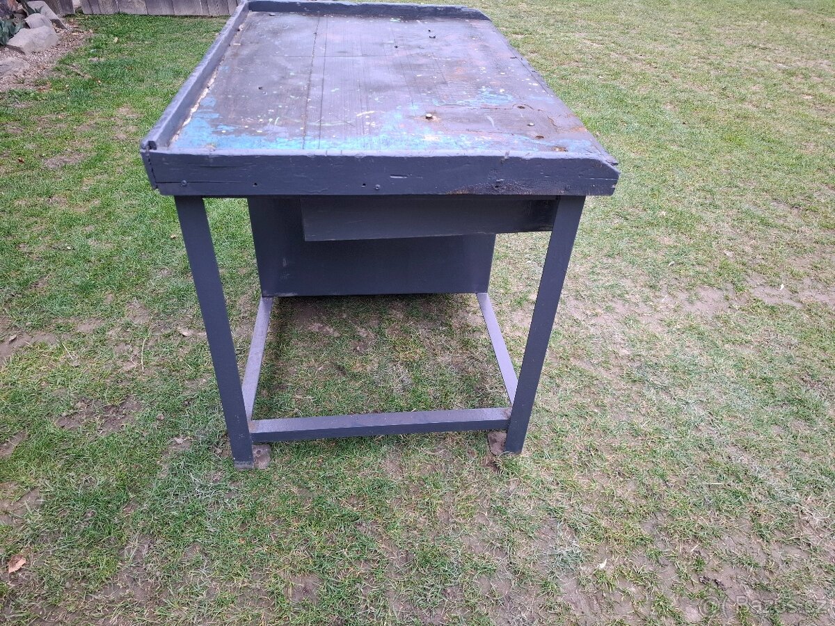 Dílenský stůl / ponk - 5
