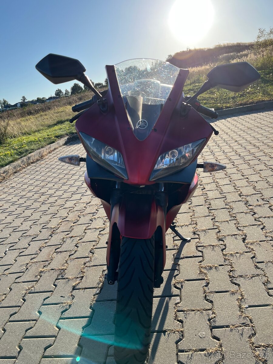 Yamaha YZF R125 - 5