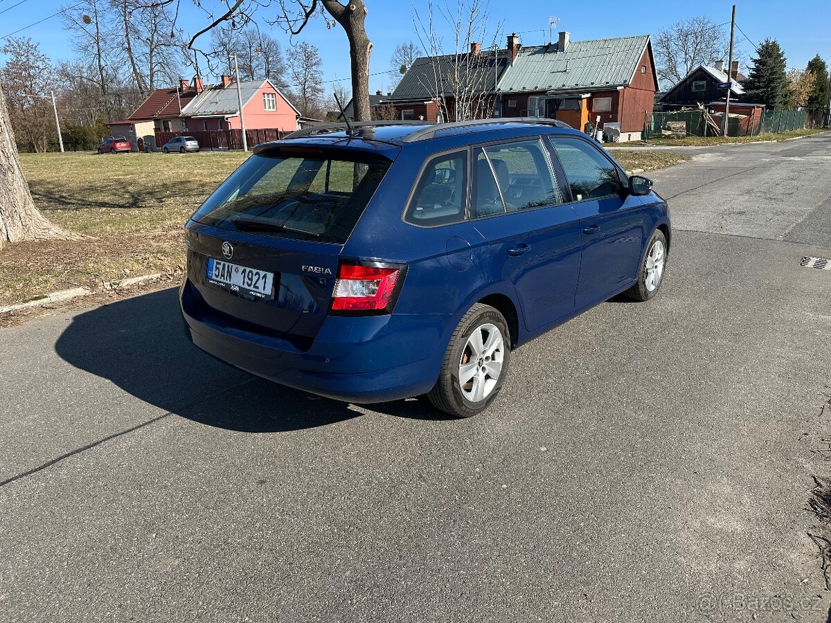 Škoda Fabia - 5