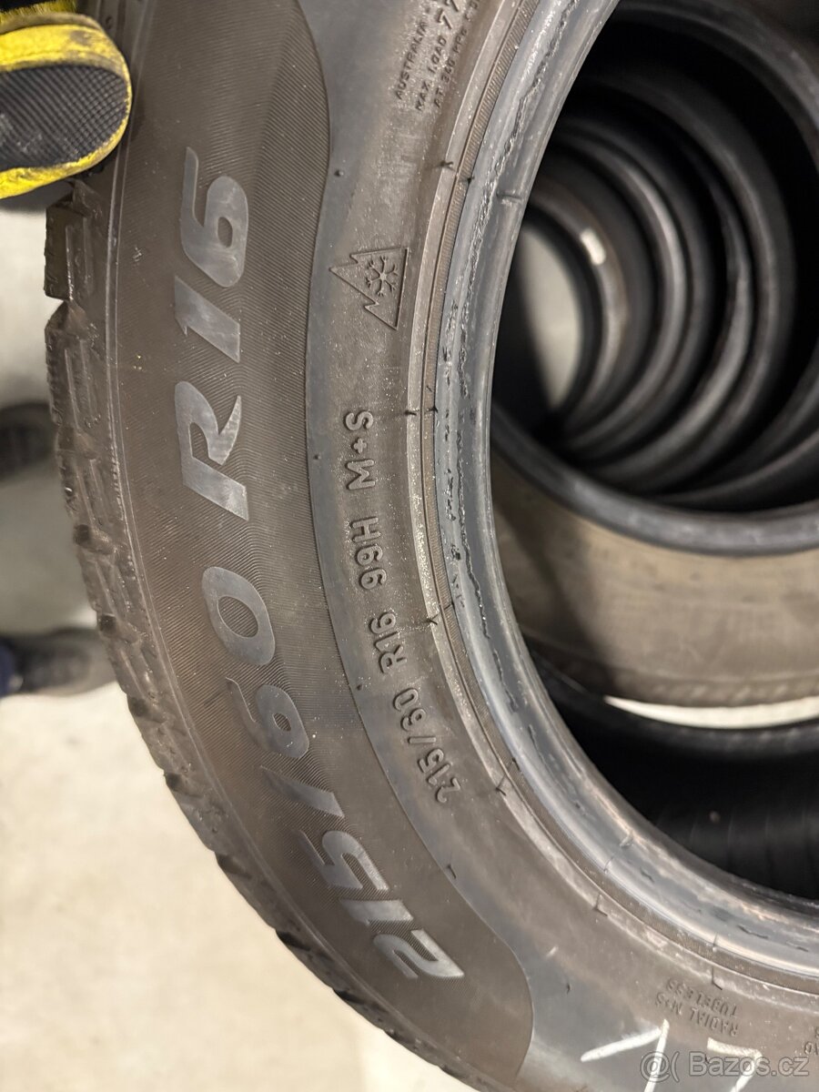 prodám zimní 215/60/16 Pirelli - 5